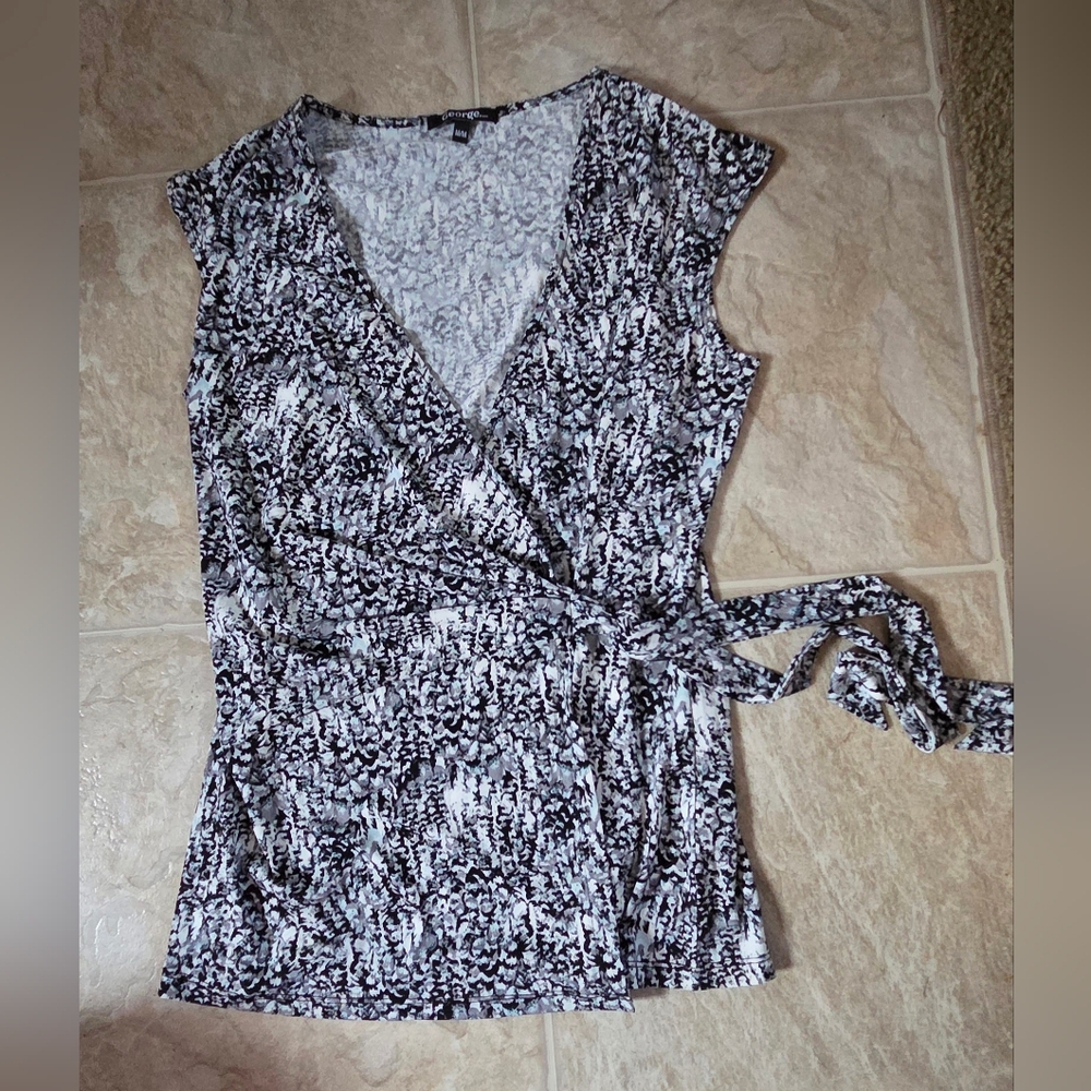 Stylish Black and White Women's Faux Wrap Top